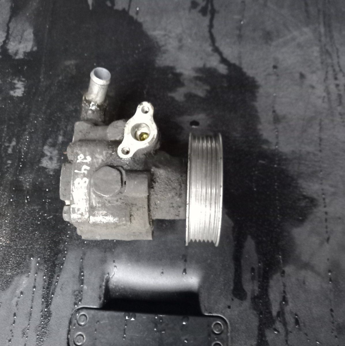 Power steering pump VW TRANSPORTER T5 / MULTIVAN (7H, 7E, 7J) (2003-2015)