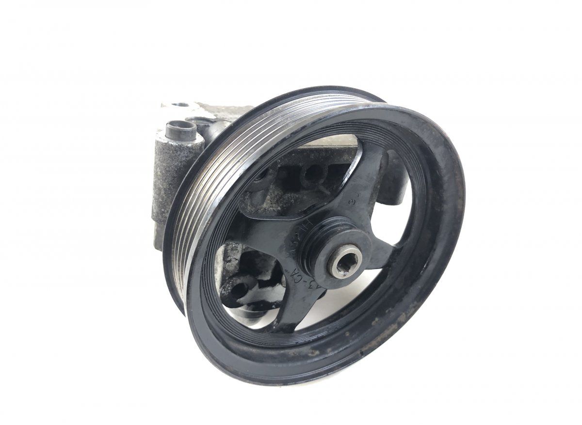 C2C34135 Power steering pump JAGUAR XJ (X350, X358) (2003-2009)