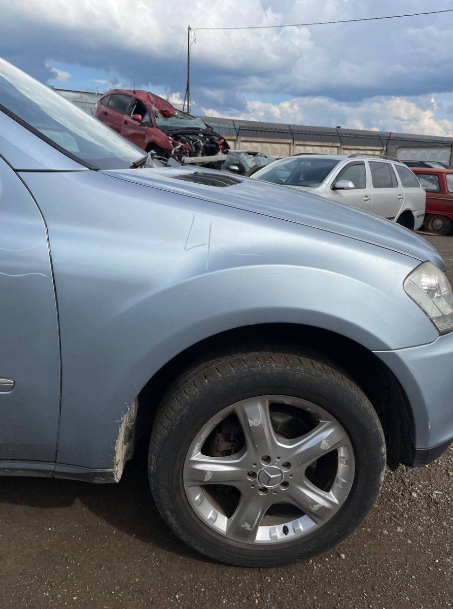 Fender Front Right MERCEDES-BENZ ML-CLASS (W164) (2005-2011)