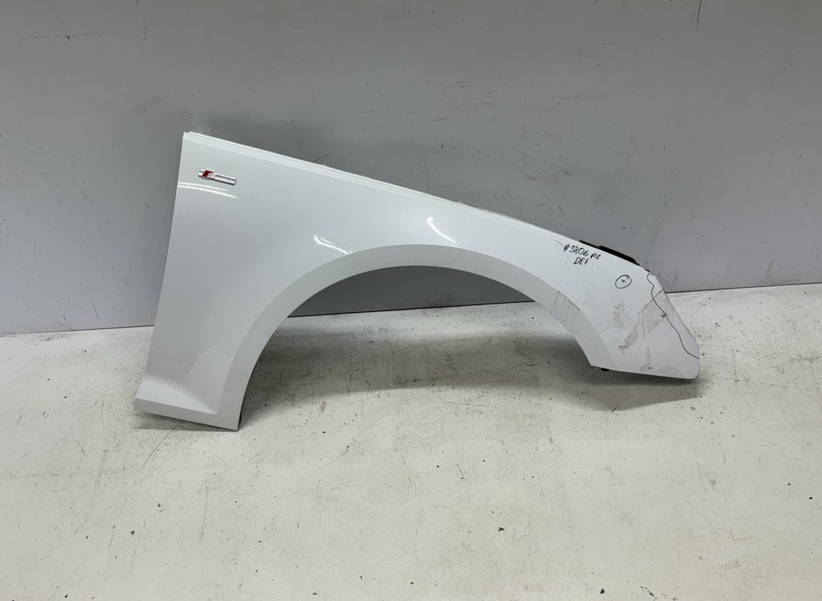 8W0821106A Fender Front Right AUDI A4 (8W, B9) (2015-)