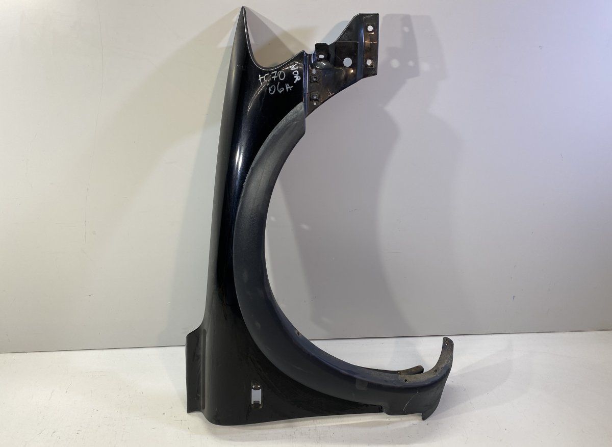 Fender Front Right VOLVO V70 II / XC70 I (P80) (2000-2007)