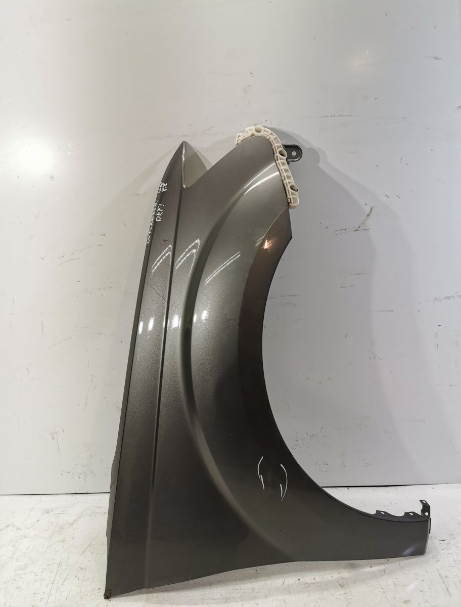 Fender Front Right MITSUBISHI OUTLANDER II (CW, ZG, ZH) (2006-2012)