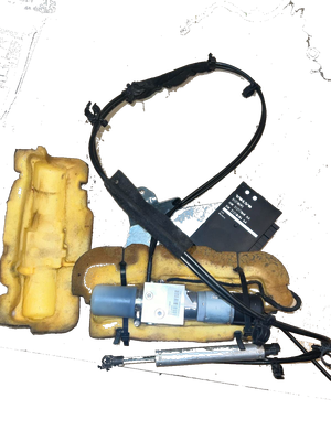 31218393 31218393 31217840 31218404 Elektrischer Kofferraumdeckel-/Heckklappenmotor VOLVO V70 III (BW) (2007-2016)