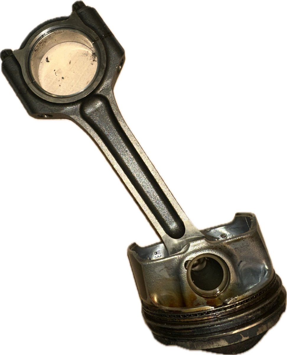 CM5GFB Piston FORD FOCUS III (2010-2018)