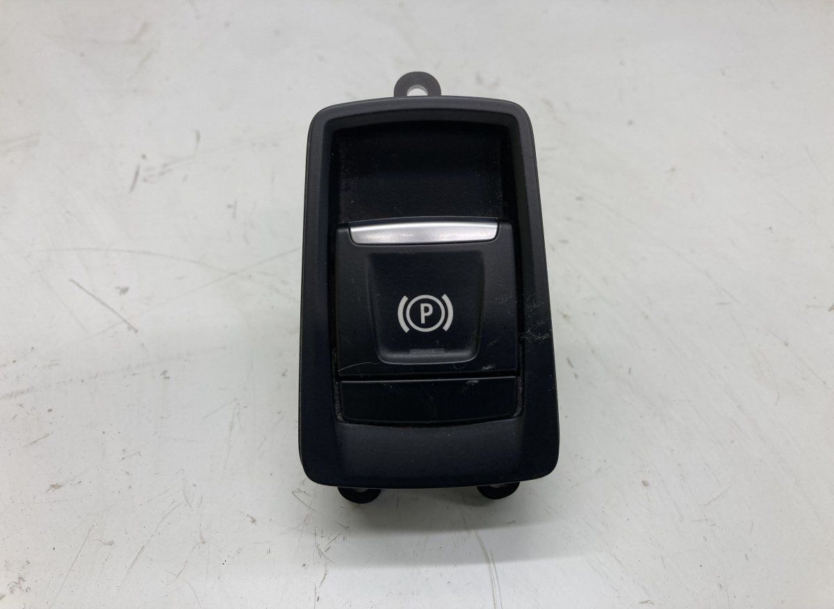 6822524 Parking brake switch BMW 2 Active Tourer (F45, F46) (2013-2021)