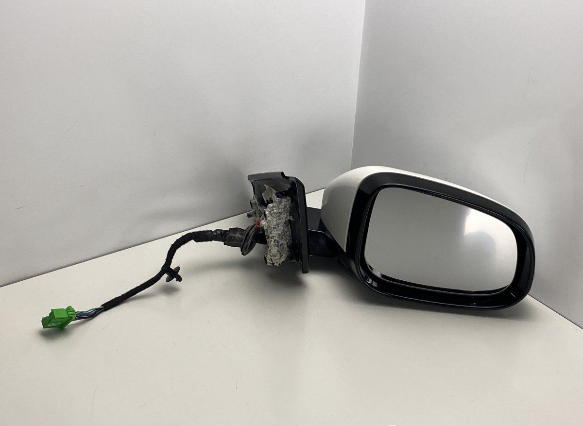 3304-884 3304884 Mirror right VOLVO V40 (2012-2019)