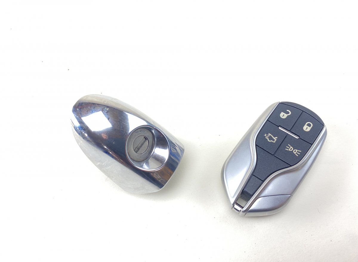 670019932 Key / Keys MASERATI GHIBLI III (M157) (2013-2023)