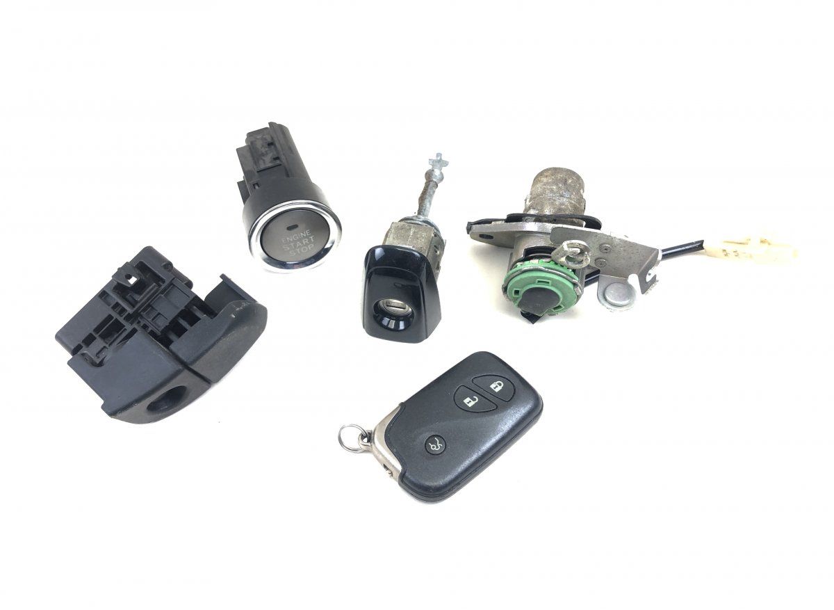 8990430310 Key / Keys LEXUS GS III (2005-2011)