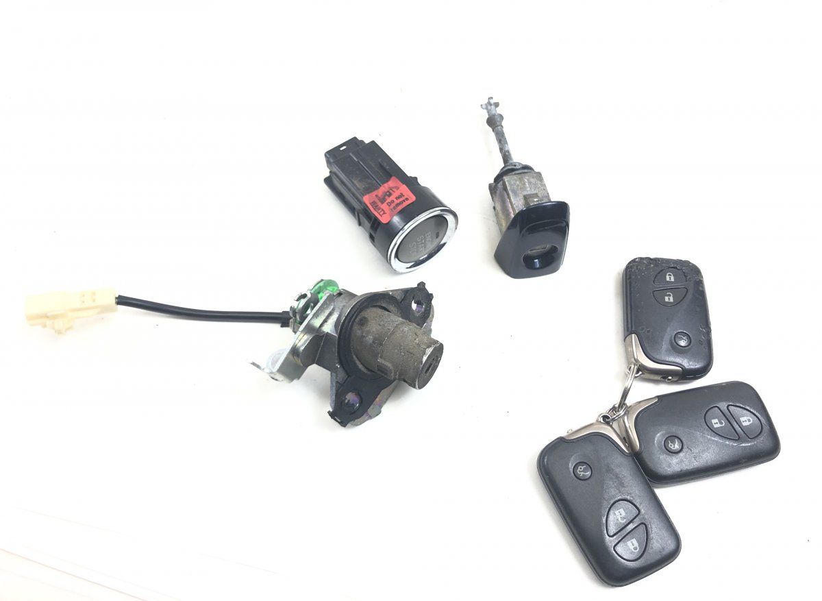8990430310 Key / Keys LEXUS GS III (2005-2011)