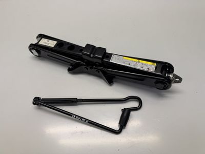 8W0011031C Домкрат AUDI A4 (8W, B9) (2015-)