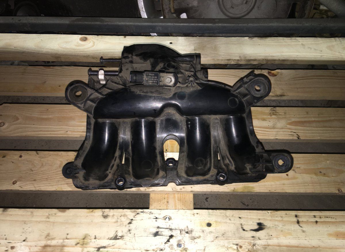 Intake Manifold PEUGEOT 508 I (W23) (2010-2018)