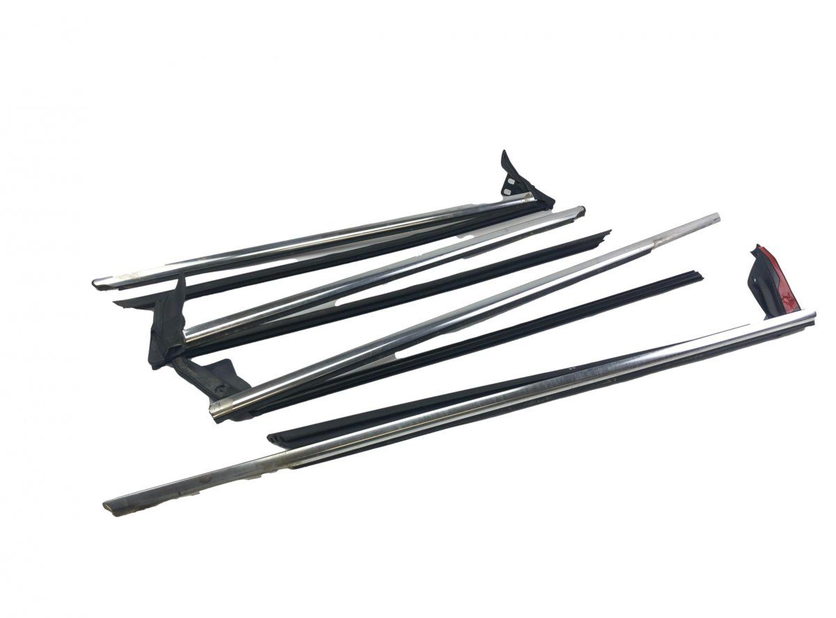 A2167200324 Door Window moulding Front Left MERCEDES-BENZ S-CLASS Coupe (C216) (2006-2013)