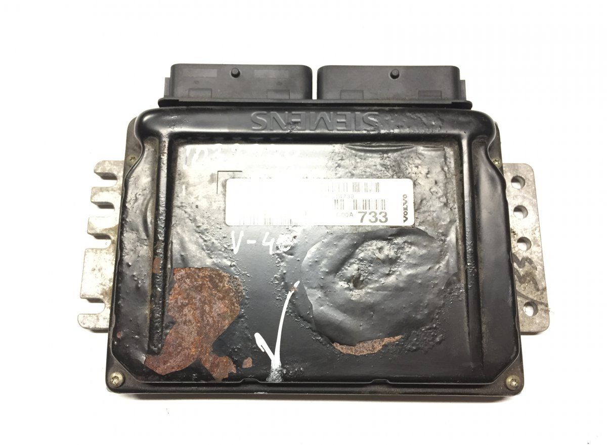 S108212203A Engine Control Unit / module (ECU) VOLVO S40 / V40 (VS, VW) (1995-2004)