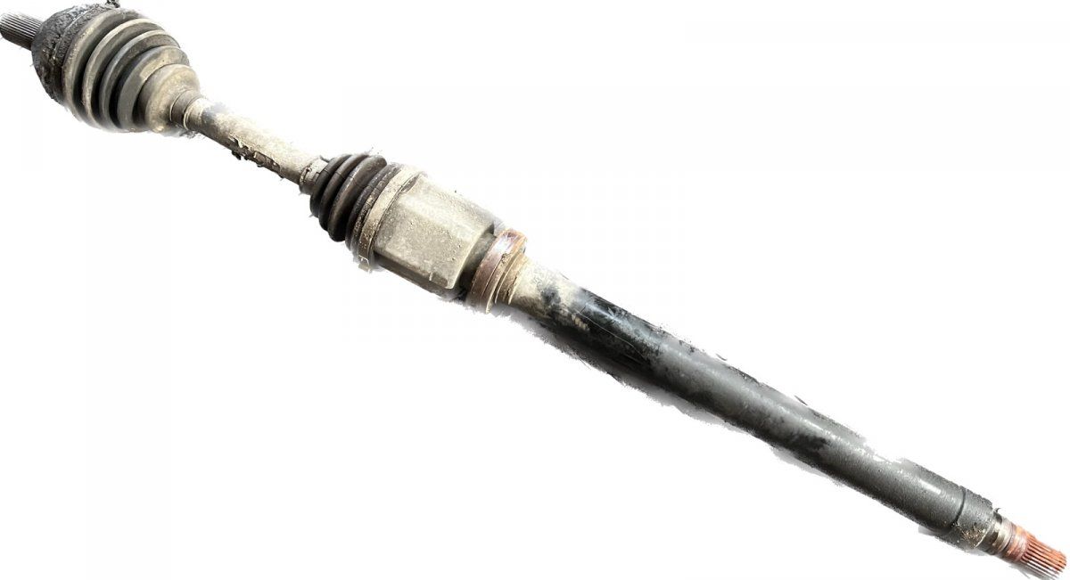 Drive Shaft Front Right                                    VOLVO V70 III (BW) (2007-2016)