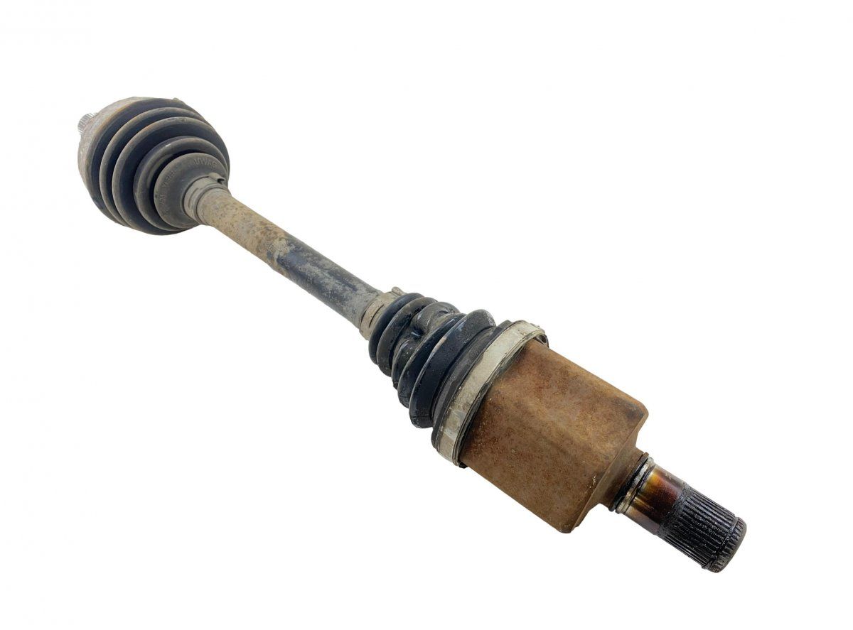 3Q0407271CD Drive Shaft Front Left                                      VW PASSAT B8 (3G) / ALLTRACK (2014-2023)