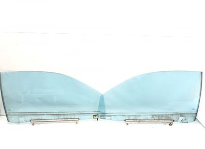 A2087200718 A2087200818 Durvju loga stikls priekšējais kreisais MERCEDES-BENZ CLK (C208) (1997-2002)