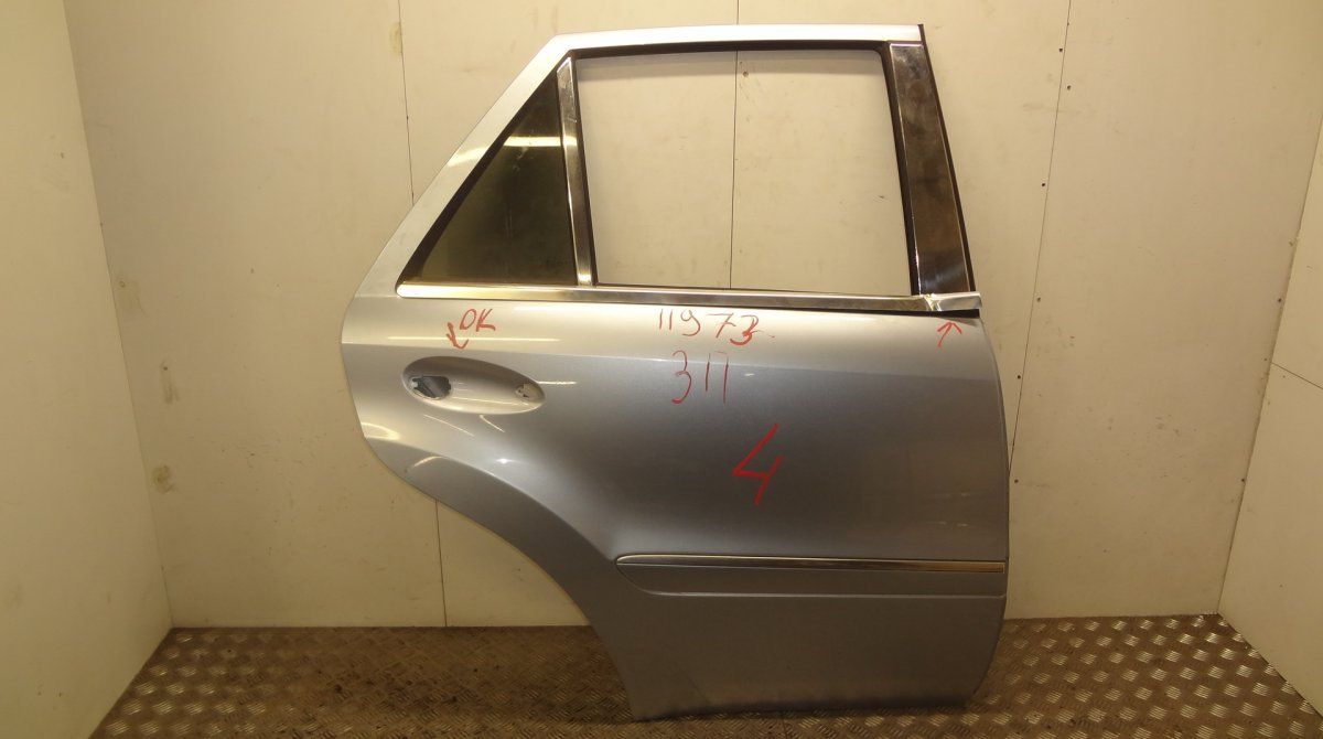 Door Rear Right MERCEDES-BENZ ML-CLASS (W164) (2005-2011)