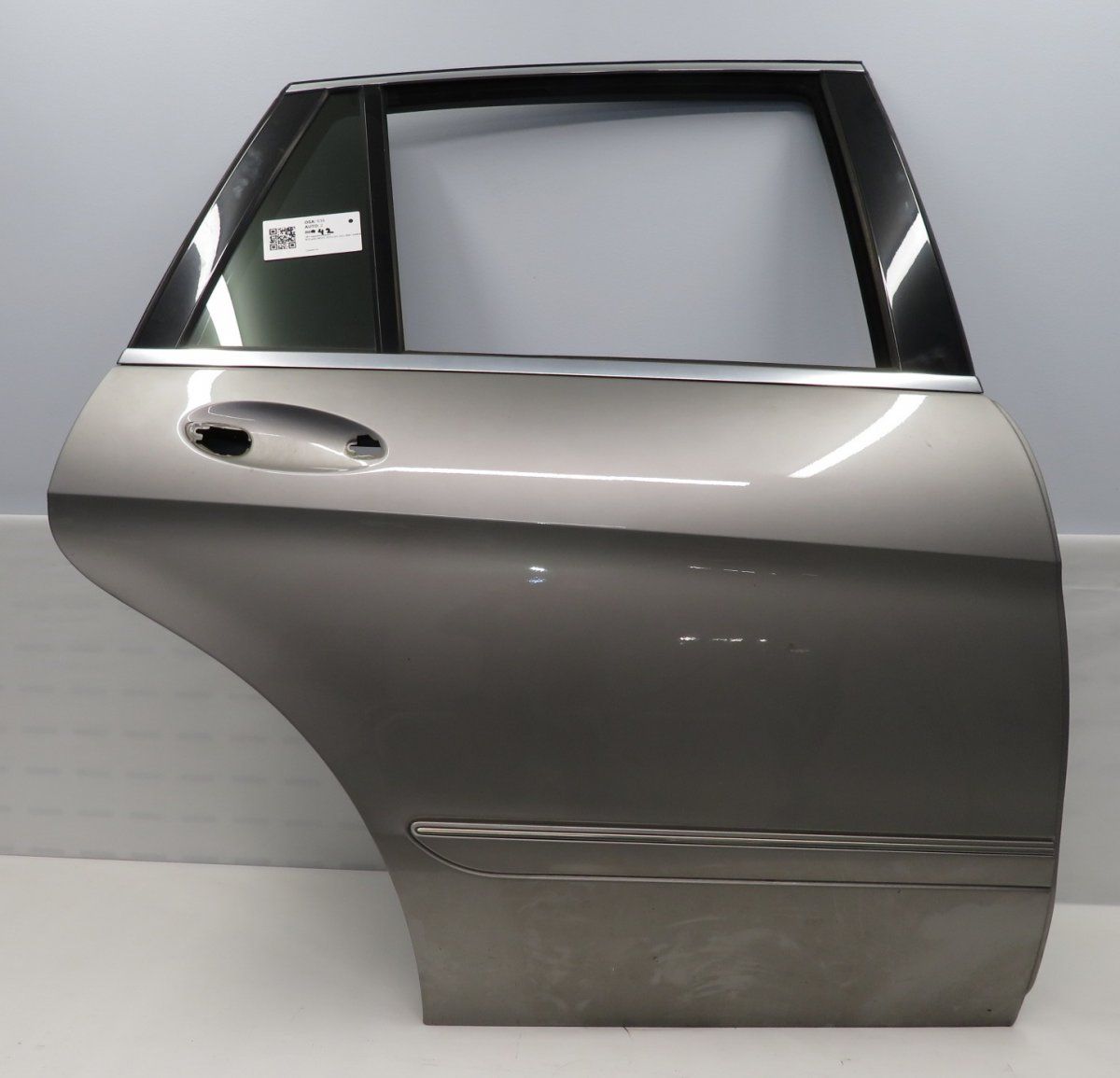 A2517301005 2517301005 A2517300205 2517300205 Door Rear Right MERCEDES-BENZ R-CLASS (W251) (2006-2013)