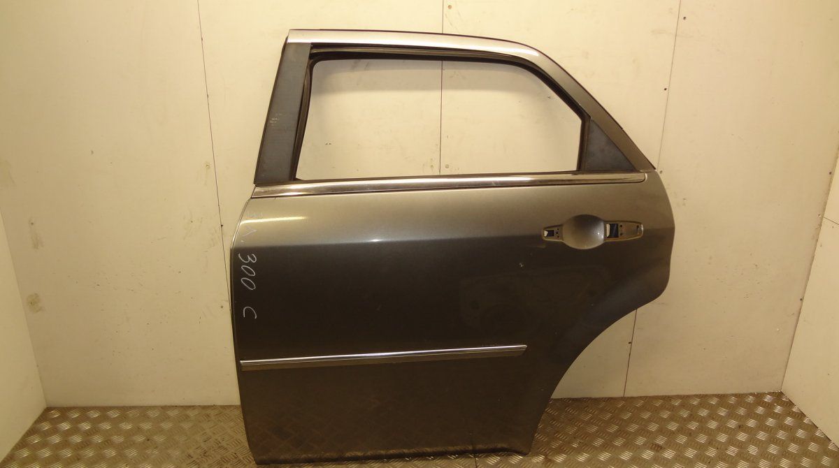 Door Rear  Left CHRYSLER 300C I (2004-2010)