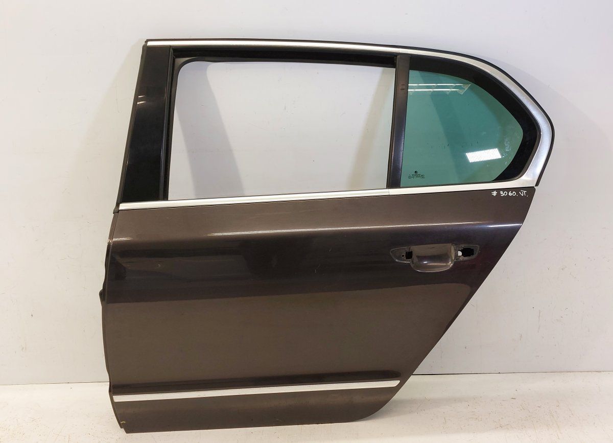 3T5833311 Door Rear  Left SKODA SUPERB II (3T4, 3T5) (2008-2015)