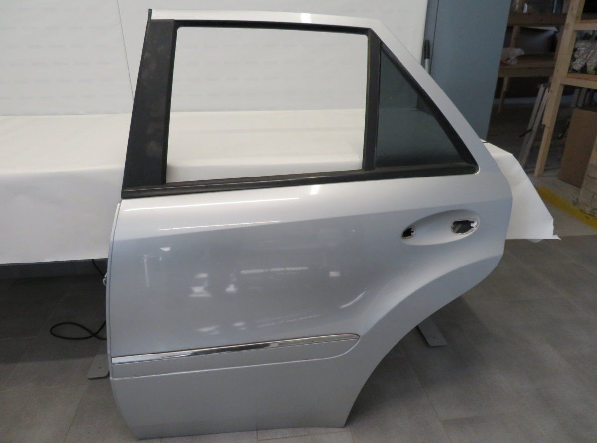 A1647300105 Door Rear  Left MERCEDES-BENZ ML-CLASS (W164) (2005-2011)