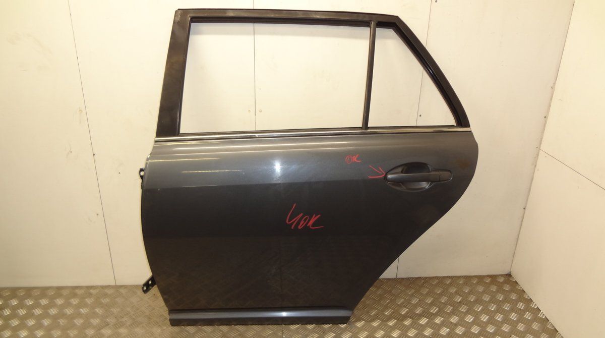 Door Rear  Left TOYOTA AVENSIS (T250) (2003-2008)