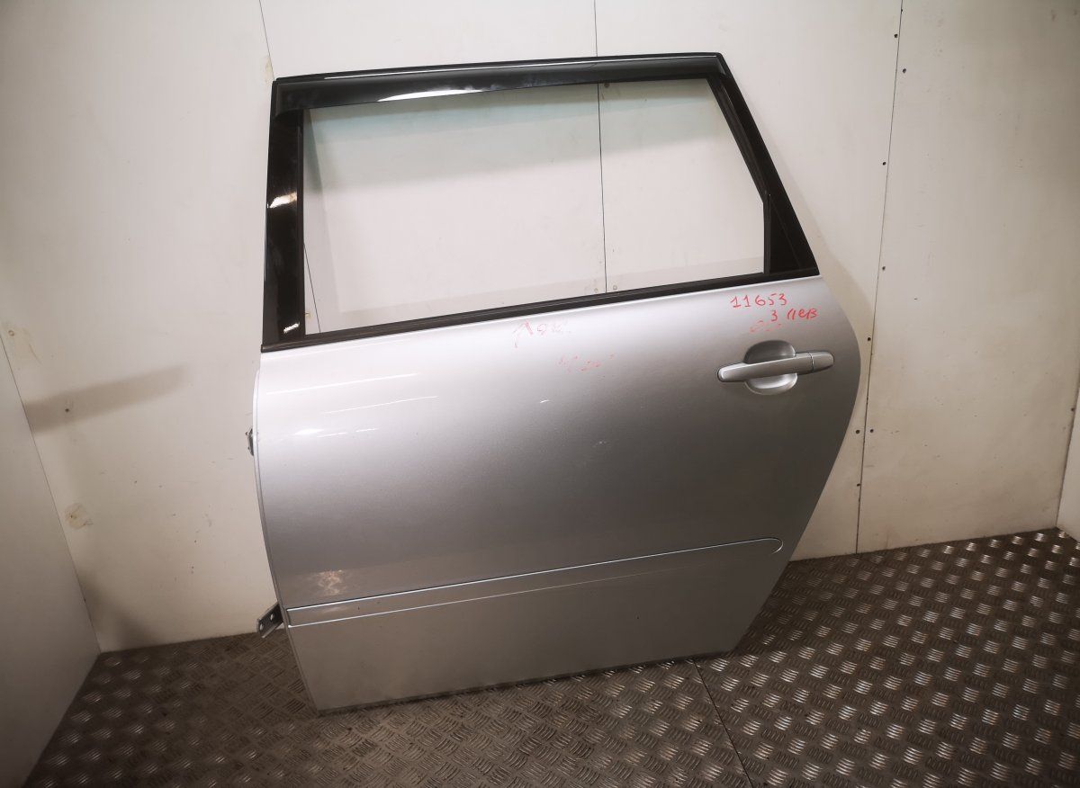 Door Rear  Left TOYOTA AVENSIS VERSO (XM20) (2001-2009)