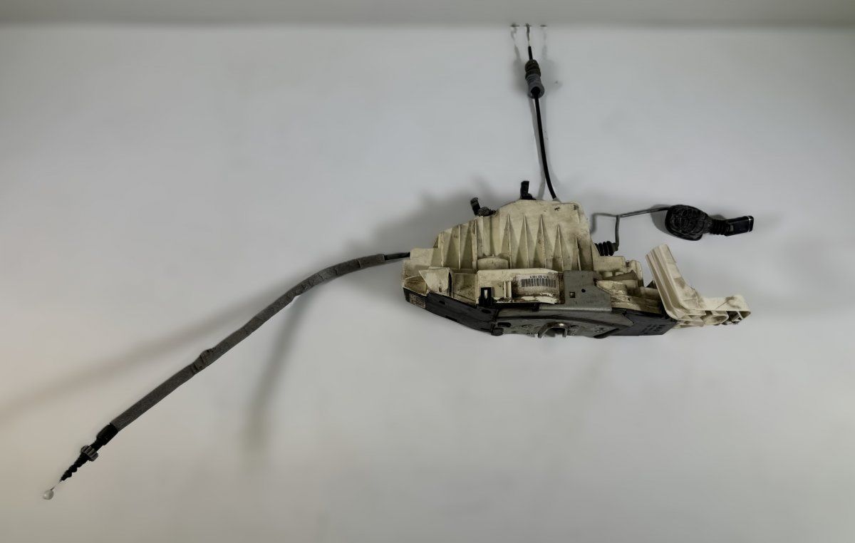 A2217201335 Door Lock Front Left MERCEDES-BENZ S-CLASS (W221) (2005-2013)