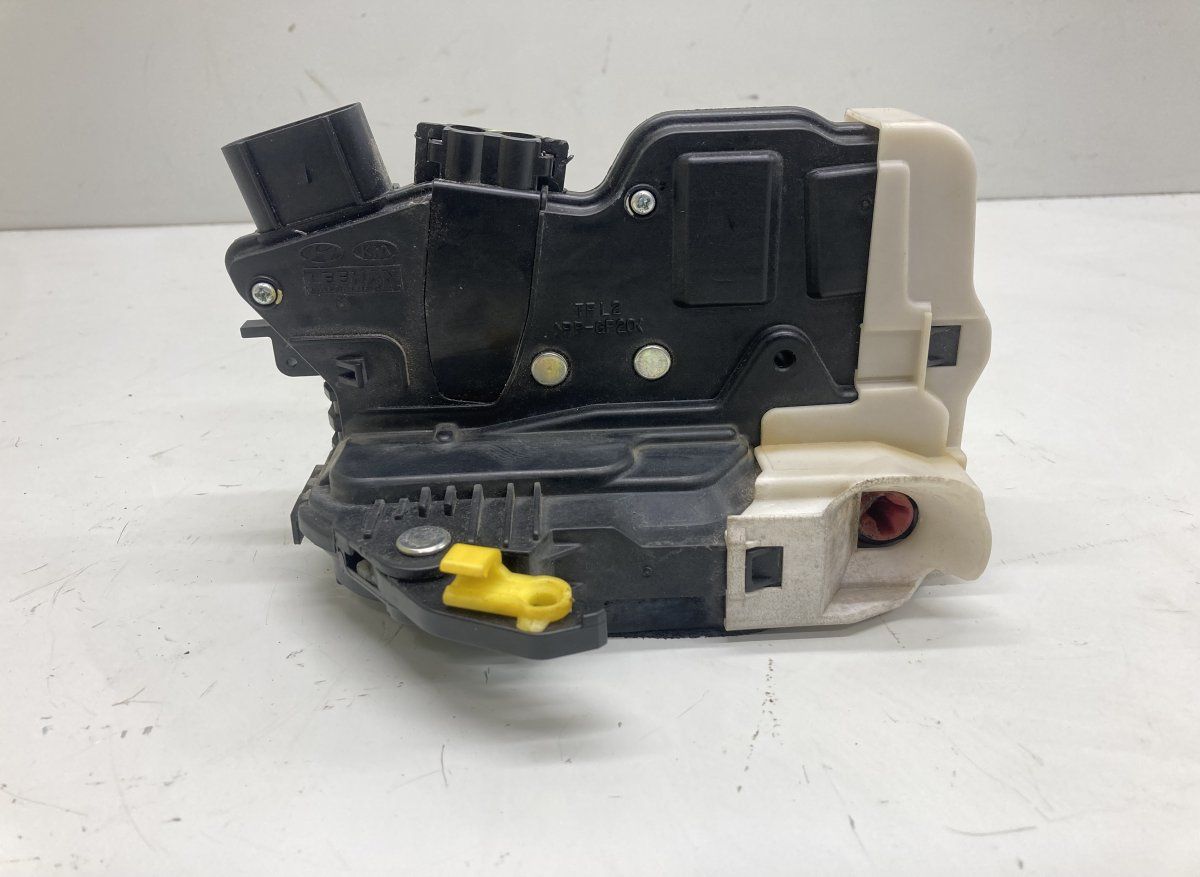 813102T531 Door Lock Front Left KIA OPTIMA IV (JF) (2015-2020)