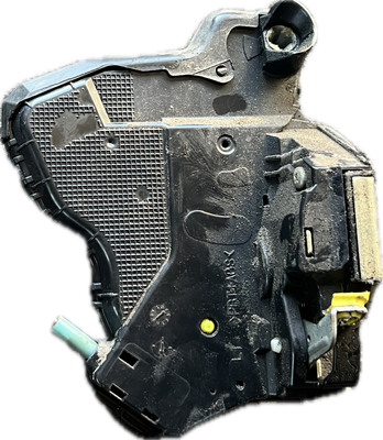 6904042241 Брава на врата предна лява TOYOTA RAV 4 III (XA30) (2005-2012)