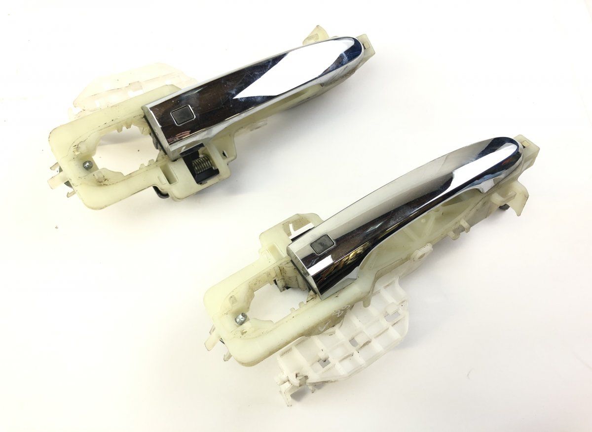 826512P810 Door Handle Exterior Front Left KIA SORENTO II (XM) (2009-2015)