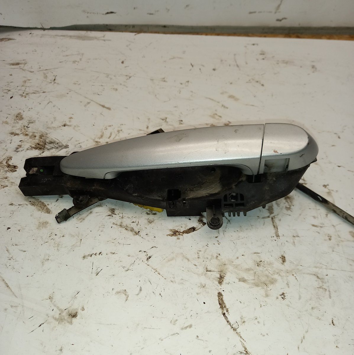 51217137053 7137053 51225A8E2B1 51225A8E2B2 Door Handle Exterior Rear Left BMW X5 (E70) (2007-2013)