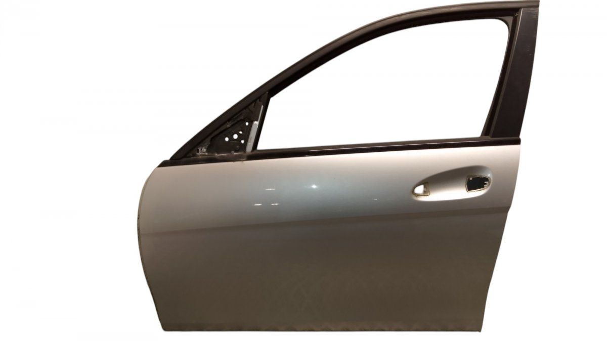 Door Front Left MERCEDES-BENZ C-CLASS (W204) (2007-2013)