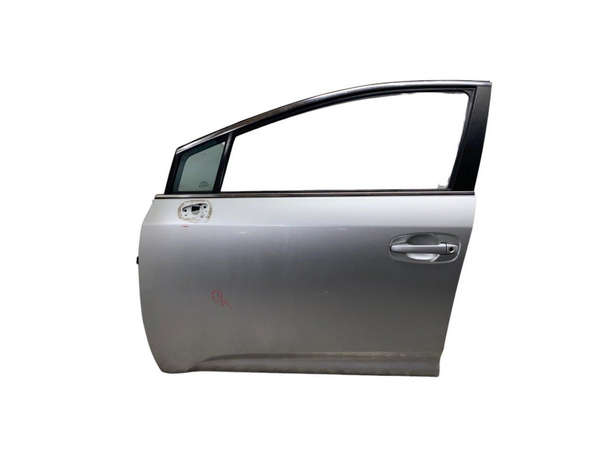 Door Front Left TOYOTA AVENSIS (T270) (2009-2018)