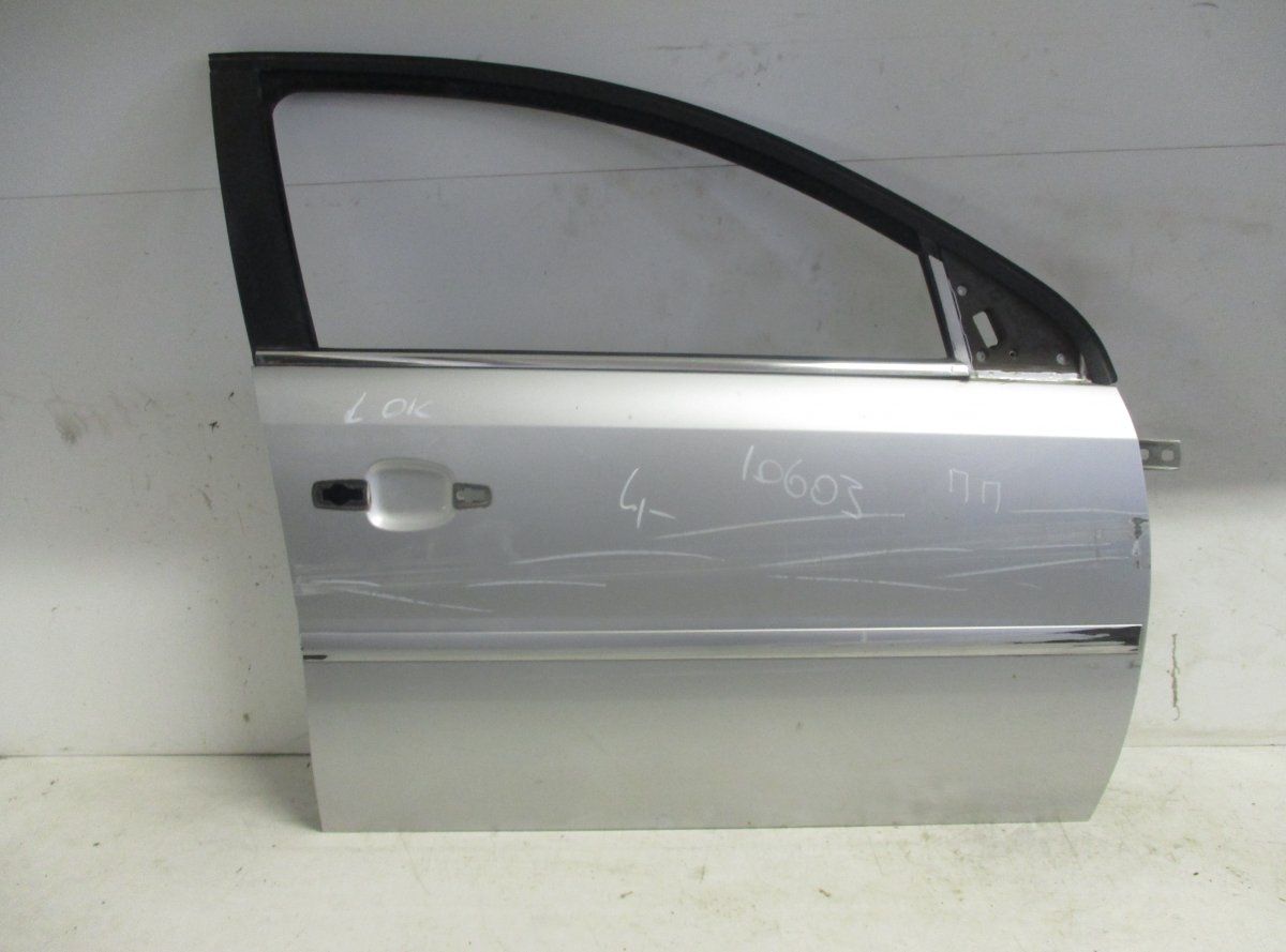 Door Front Right OPEL SIGNUM (2003-2008)