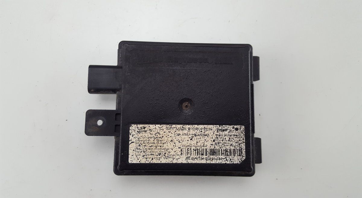 UR8100261 Distronic radar / sensor FORD FOCUS III (2010-2018)