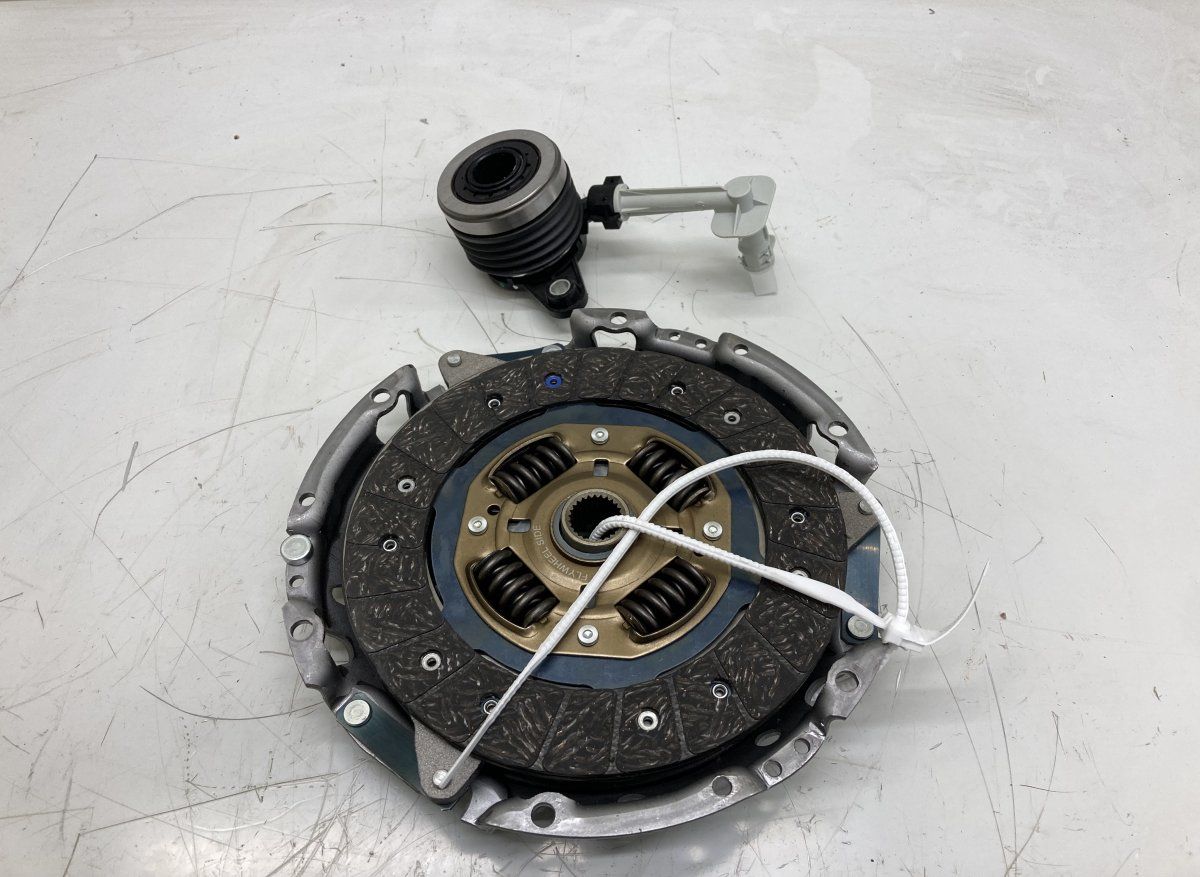 JT7805042 042G2307 Clutch set RENAULT MEGANE III (DZ/BZ/KZ) (2008-2016)