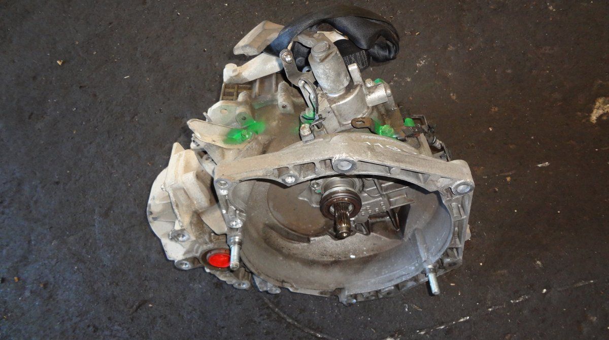 Gearbox OPEL INSIGNIA A (G09) (2008-2017)