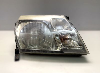 8113026501 Headlight right TOYOTA HIACE / GRANVIA (XH10, XH20) (1995-2004)