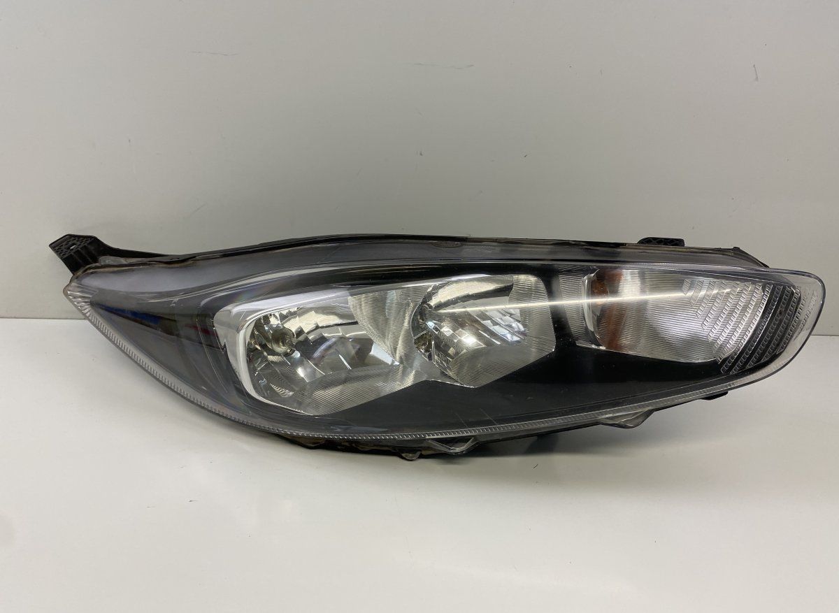 C1BB-13W029-AJ Headlight right FORD FIESTA VI (2008-2017)