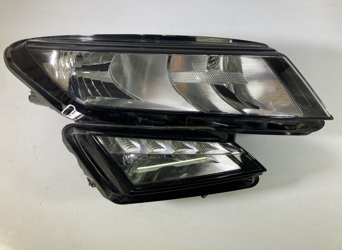 566941016 1EF012669 Headlight right SKODA KODIAQ I (NS7) (2016-2024)