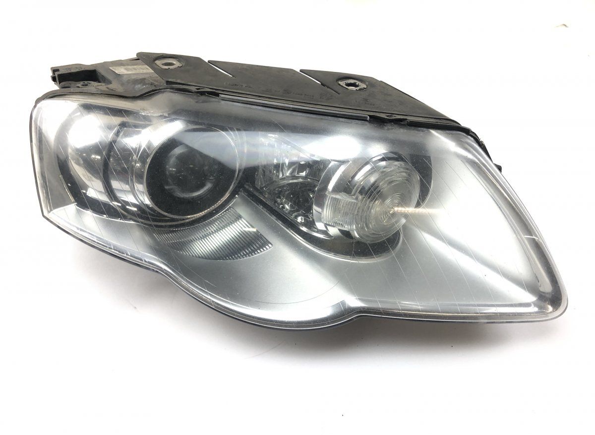 89315540 Headlight right VW PASSAT B6 (3C) (2005-2010)