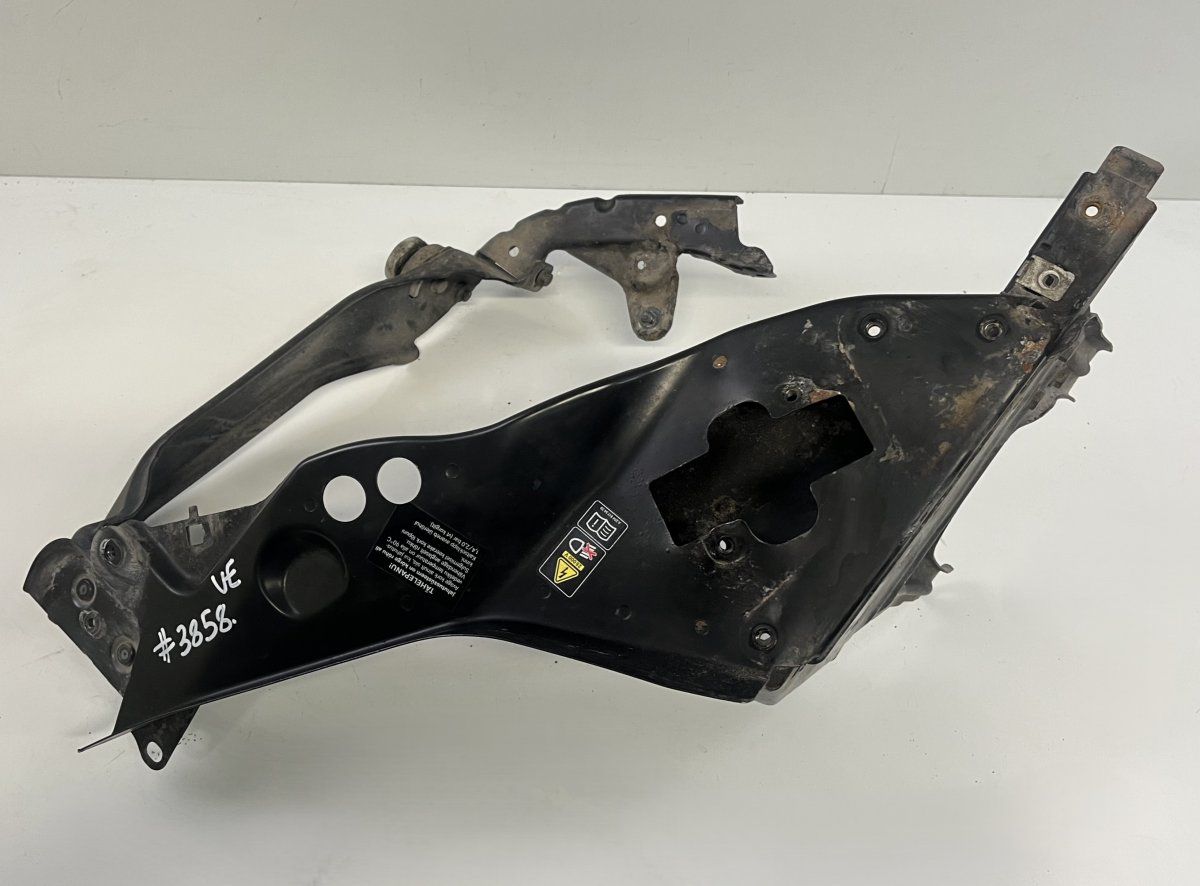 A2196200328 A2196200118 Headlight Mounting Left MERCEDES-BENZ CLS (C219) (2004-2010)