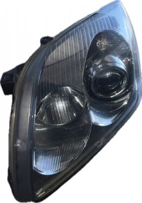 Headlight left TOYOTA AVENSIS (T250) (2003-2008)