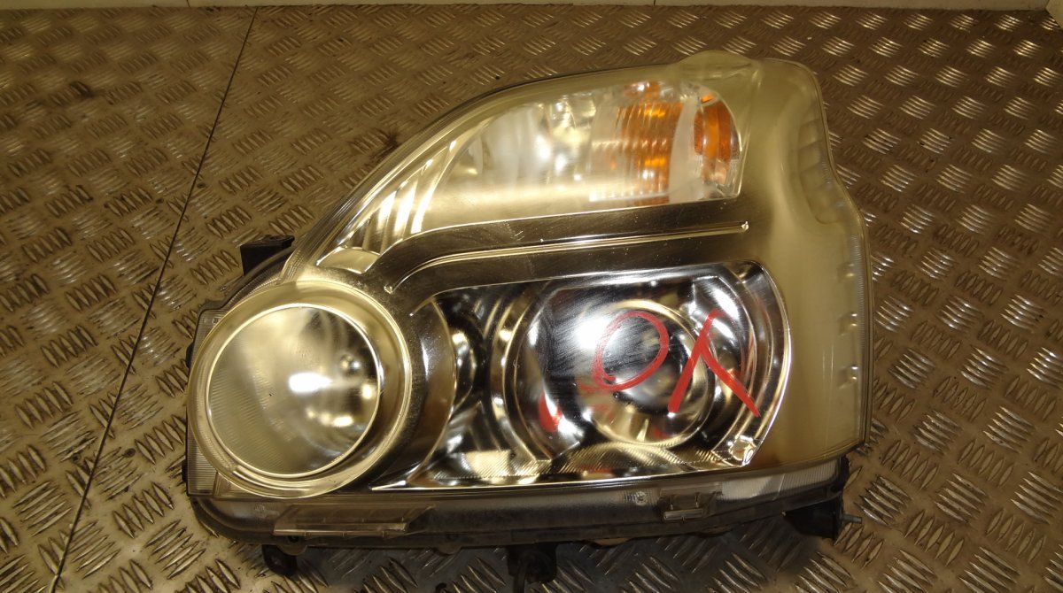 Headlight left NISSAN X-TRAIL II (T31) (2007-2013)