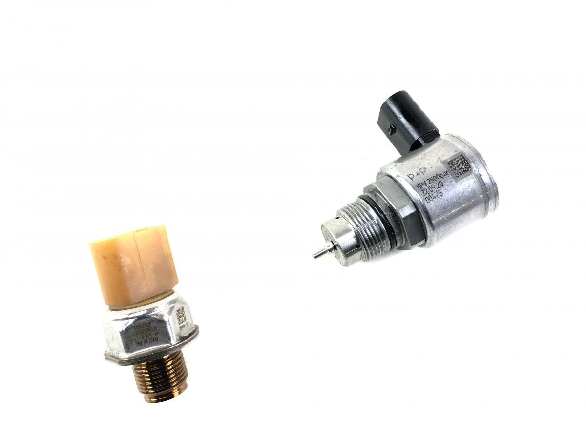 LR139723 Fuel pressure regulator LAND ROVER EVOQUE II (L551) (2018-)