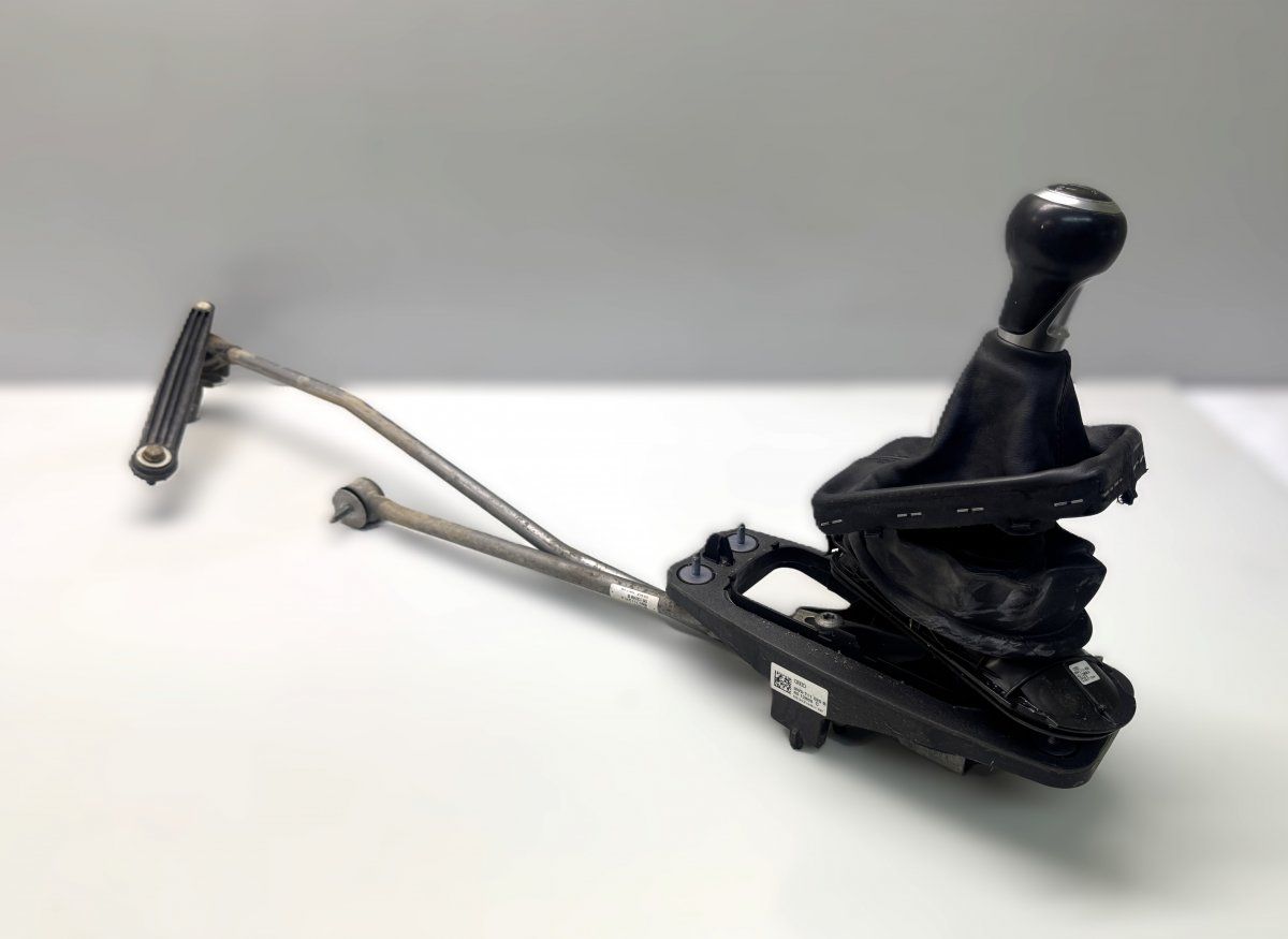 8W0711025B 8W0711271A Gearshift Mechanism AUDI A4 (8W, B9) (2015-)