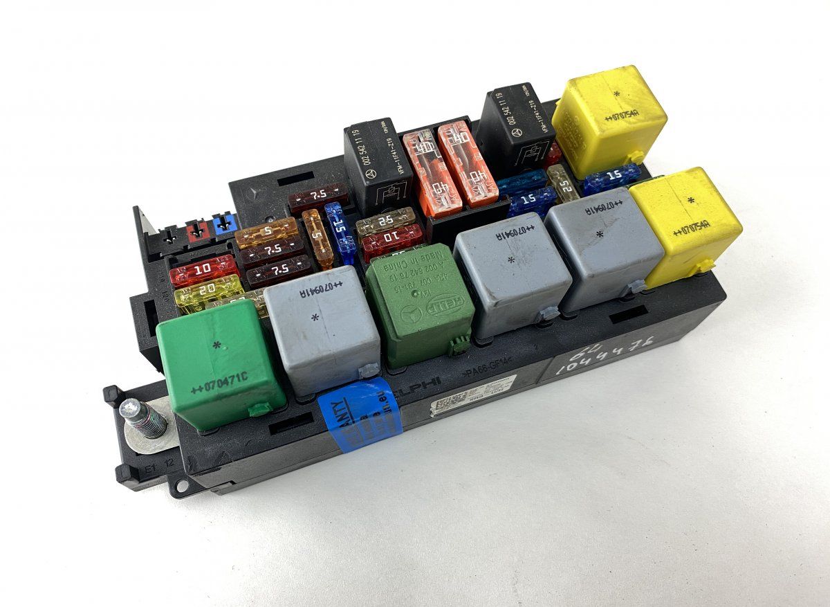 15444546 Fuse box MERCEDES-BENZ GL-CLASS (X164) (2006-2012)