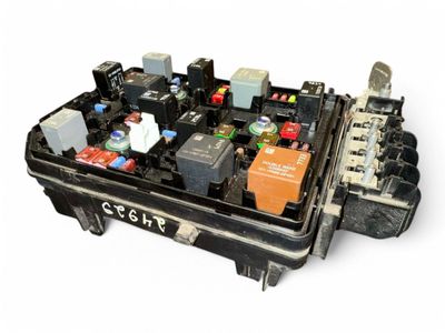 39158969 Fuse box OPEL ASTRA K (B16) (2015-2022)
