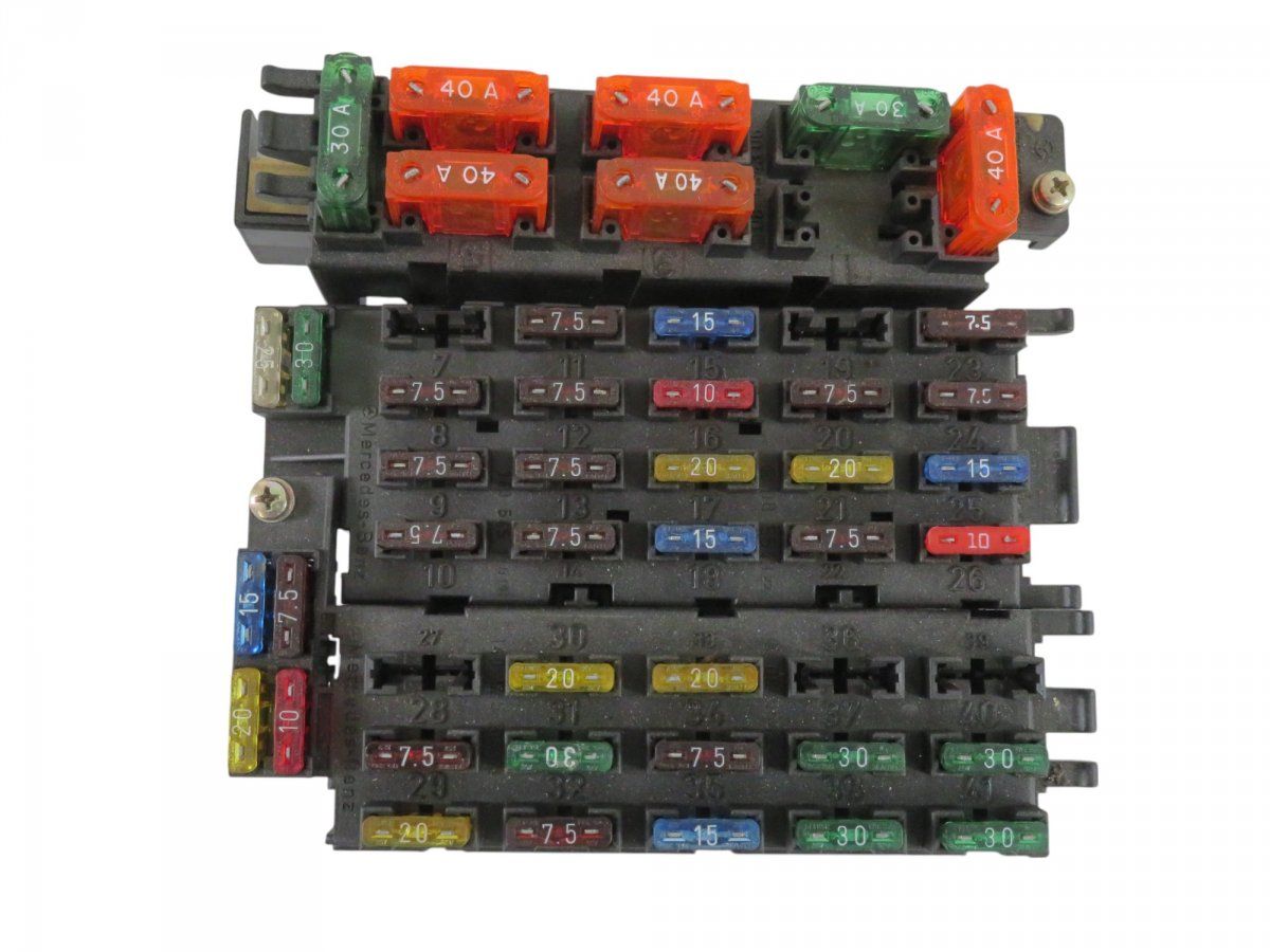 A1405451101 A1405450601 A1405450101 A1405451801 Fuse box MERCEDES-BENZ S-CLASS (W140) (1991-1999)